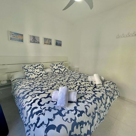 Forcat Apartamento Bajo Con Jardin Y Piscina Ciutadella  Exterior photo